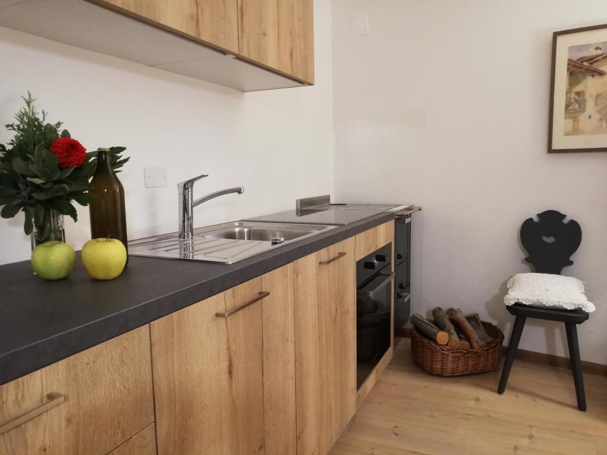 Ansitz Grustdorf Apartment Appiano Sulla Strada Del Vino Exterior foto