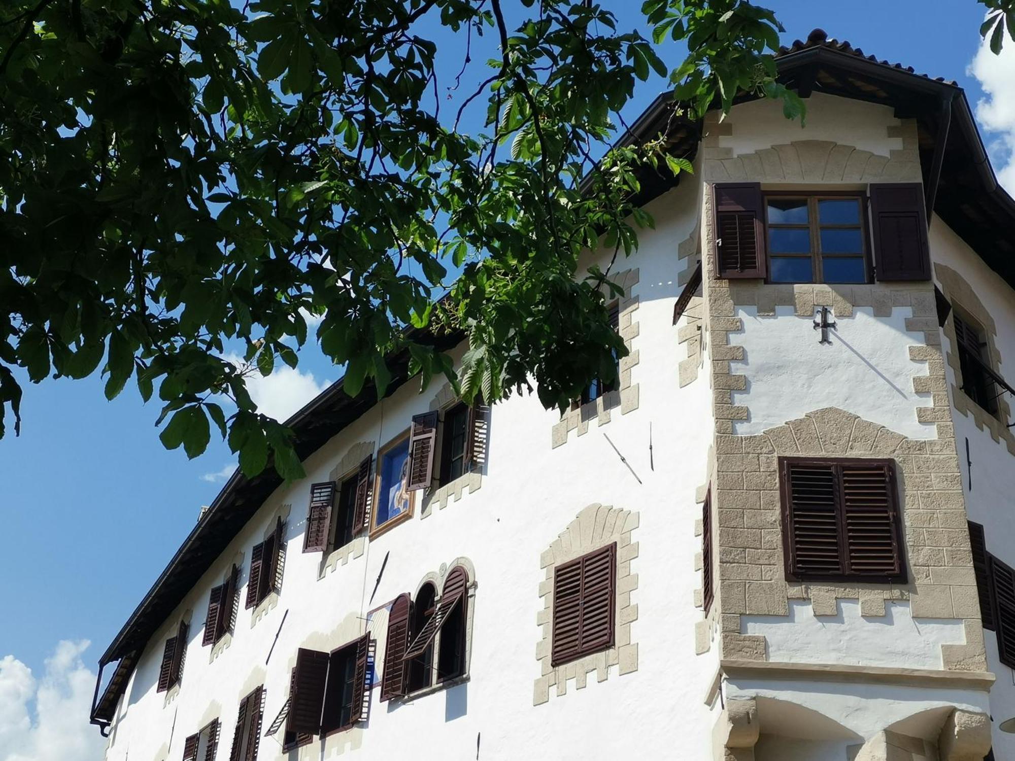 Ansitz Grustdorf Apartment Appiano Sulla Strada Del Vino Exterior foto