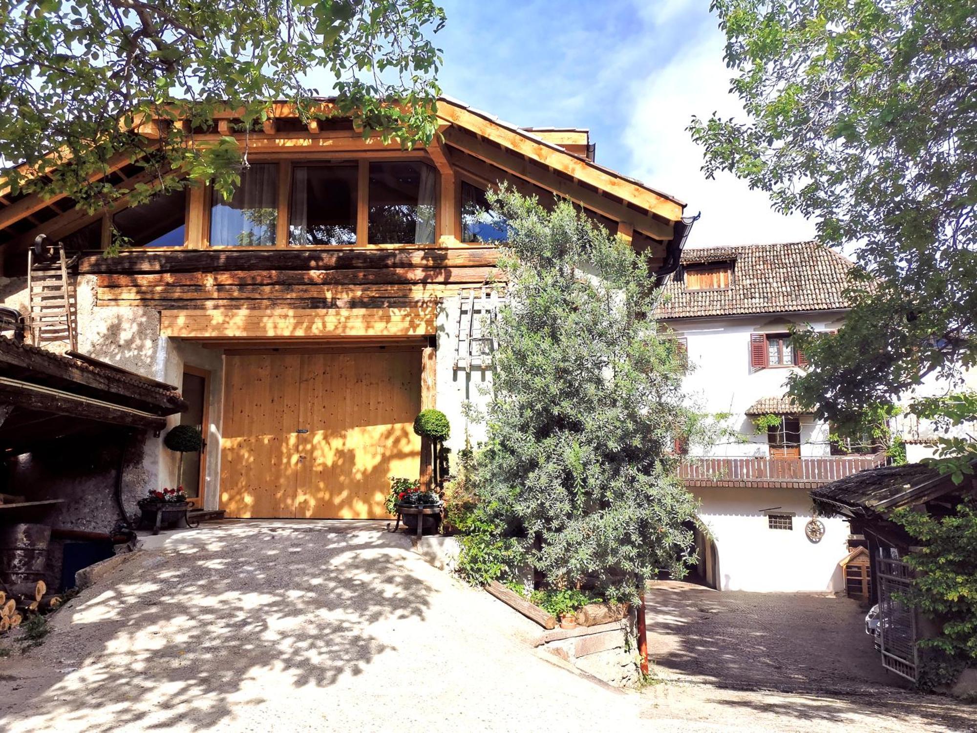 Ansitz Grustdorf Apartment Appiano Sulla Strada Del Vino Exterior foto